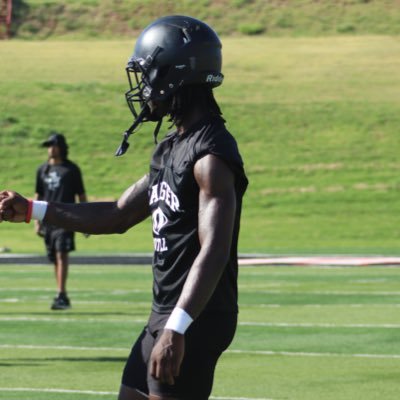 Rip Momma & RIP Pops❤ Cornerback/Nickel @ #D1BounceBack #Athlete