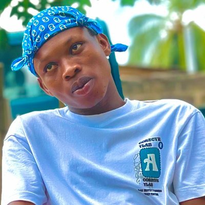 Fullibhad's profile picture. Stay low-key, stay real or stay away from me 💵✊🏻👑🙏🏽