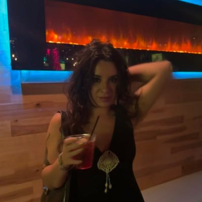 gabby_croft_'s profile picture. she/her