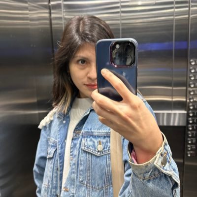 andreafrancotap's profile picture. Periodista, cinéfila, libros, vino, café.