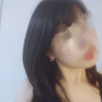 ブルベ夏 / ソフエレ / 混合肌 / 薄肌 / 盛り耐性なし / 髪質:硬太多 / 骨スト / ENFP / 東京在住| 使用したコスメを正直にレビューしてます!美容医療も好き🫶美容垢さんと絡みたいです🥰 ※無言フォロー大歓迎です!こちらからも無言フォロー失礼します🙇 | くまポンギフトコード【STR22】