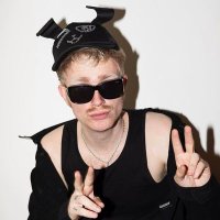 ★ rowy¹⁹⁸³ ★ (@droomgrowt) 's Twitter Profile