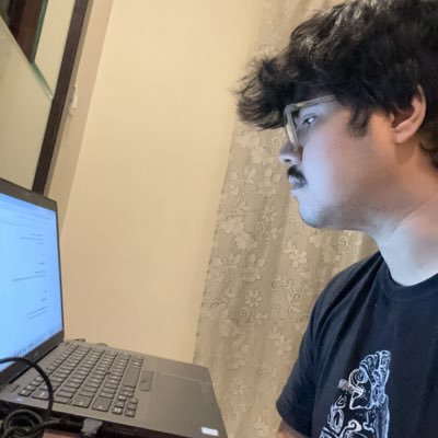 itsniksh's profile picture. ..