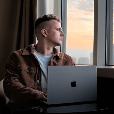 chrisdoesapps's profile picture. Founder ⚡️https://t.co/TT69CUUrSR 📡 By Slack activity status you can visualize on a timeline how our team is working throughout the day. Try it, t’s free.