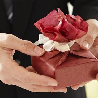 実業家/個人投資家。ビジネス失敗後、再起し数社を経営。最近は有益情報をお伝えしたり、自身がお金に苦労したのでお金に困窮している方を助けたいと思い、多少ですが現金給付企画を始めました♪ 期間限定▷https://t.co/tLR3kLQa5s