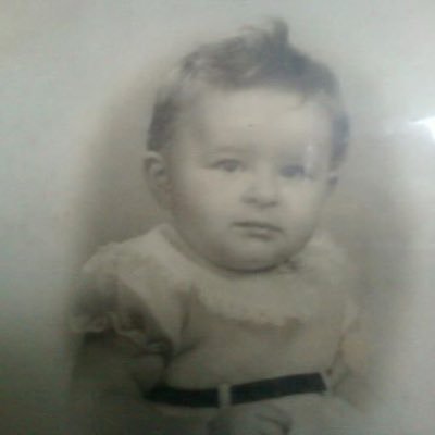 Starteller's profile picture. Mom, wife, Grandma, Wiccan, Democrat, I block a lot, No DMs