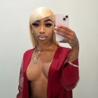 your favorite petite 💕 fun to look at hard to touch 🧚🏽 ig:@iluvuchy 🧸 tic toc: @iluvyouchy MY ONLY ACCOUNTS!