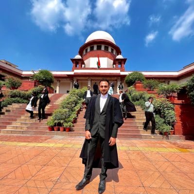 International Law Practitioner. Qualified Lawyer