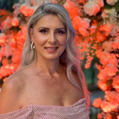 Head of European Event Sales for @heavenmedia (Gaming & Esports Agency). Passionate, straight-talking, positive & client focused. Mum of #2gems.