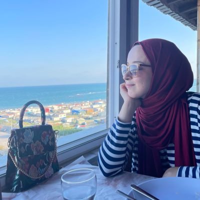 bisiyapmali's profile picture. Şov başlasın o zaman