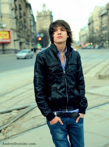 sergoler's profile picture. 