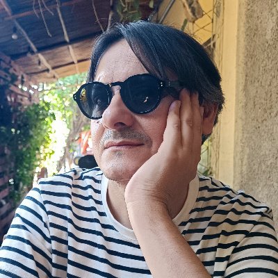 🗞️Comunicador social 🗣️Narrador oral
📚Animador de lectura 🎙️podcaster l Colaboro en @ElSaltoRadio y @elotropaispy
Me gusta desatar caminos.