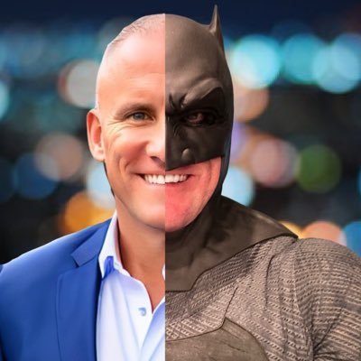 😃Spreading smiles, one person at a time 👮♂️Former cop for 21 years 🦸 Superhero for sick children 🎗️ 🔗 Click the link below for a free superhero visit! 👇