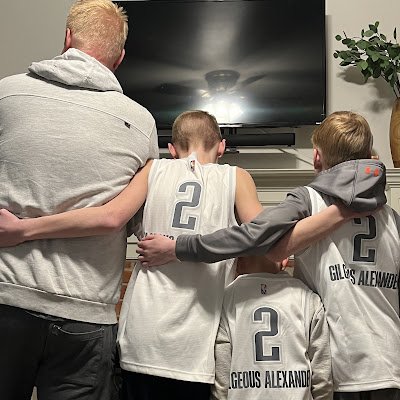 tyler_robi14401's profile picture. 