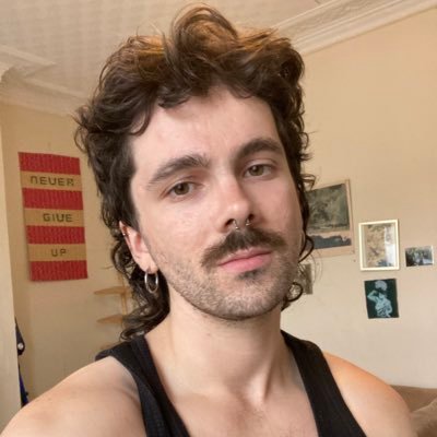 Drama facilitator and participatory artist. Interested in creating accessible, queer, socialist theatre He/They