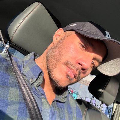Charles Ruiz ☨ Profile