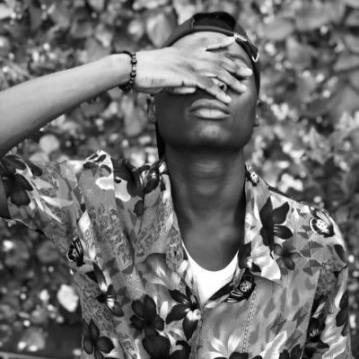 LeviTarn's profile picture. confidence in all that you are doing ,your dream is your future,and your future is your life✨✨✨💕