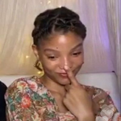 Unee_diaks__'s profile picture. 🇸🇳🖇🇬🇳 .Difficile à cerner😴.