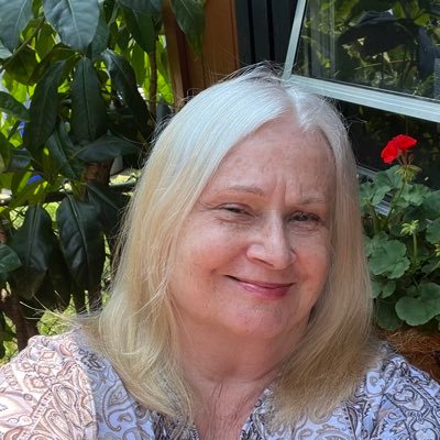 suelatz's profile picture. 🇺🇸MAGA since the first escalator ride. 🇺🇸 Starting over with new account. Wife, mom, and grandmom.   No DMs.  Please read this again. NO DMs.