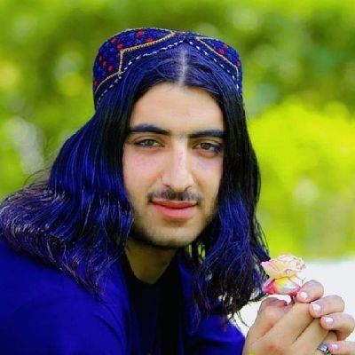 هوش په جوش وو په مرګي پسي به ورک وو
څه عجیـبه انـقلاب وو څه نادیـره انـقلاب وو
اکونټ نوی ده ملګرو په اعلان کې مو اخلاص ته ظرورت دی