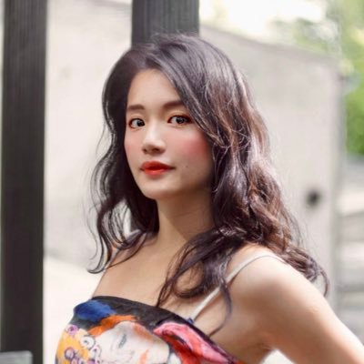 Aliceartherapy's profile picture. VC, Art, Surf and everything fun 🧜🏻‍♀️ building @tazhidao @AMBCapital @digitalnomadstw