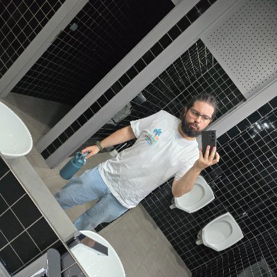 ¿Es esto el ataque de nostalgia definitivo?
Sí, soy yo, el evangelista de Barry White.
