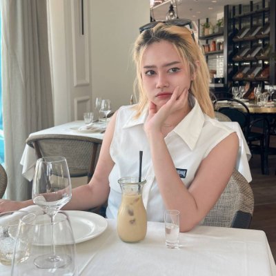 Serial entrepreneur and decision-maker with a passion for beauty, fashion, and food. I love nature💐🌷🪸
Finding my way in Christ - FOLLOW MY JOURNEY❤️