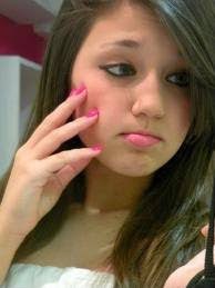 15 aninhos, Geminiana, chata, carinhosa, CIUMENTA, amiga, chorona, quer saber mais SEGUE :*