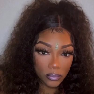 some bougie hood bitch | stuckup cakeface | hood witch 🔮 |