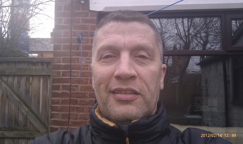 male born 1971, work as a supervisor. support man united, married with 2 children, like music, Mr chuck d is my favourite rapper