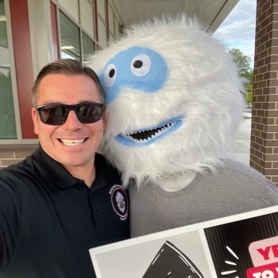 Husband & father! WV native. History Nerd. Molding minds for 20 years in LCPS. ‘24 VCSS Civil Rights & Civil Liberties Teacher of Excellence Award Winner.