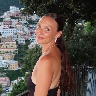 annakralle's profile picture. I love football.