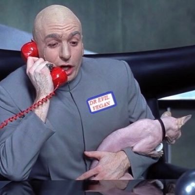 DrEvilVegan3rd's profile picture. 🥜⚠️ורנינג: קוֹנתאַינשׂ נואץ⚠️🥜The ppl tweeting here are Dr.Evil, Mini-Me, Frau Farbissina and sometimes Austin Powers when he hacked my frickin' account again