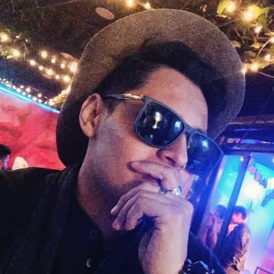 Josue_GM29's profile picture. Oxfords not brogues