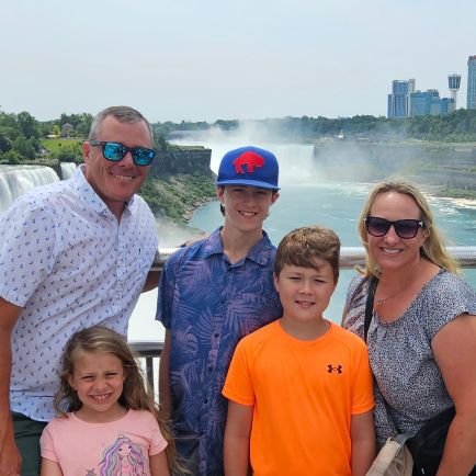 BrandonEaston82's profile picture. Husband, Father of three amazing kids, Principal of Ely Elementary, Education Disruptor and always striving to be Great while #LivingTheDream