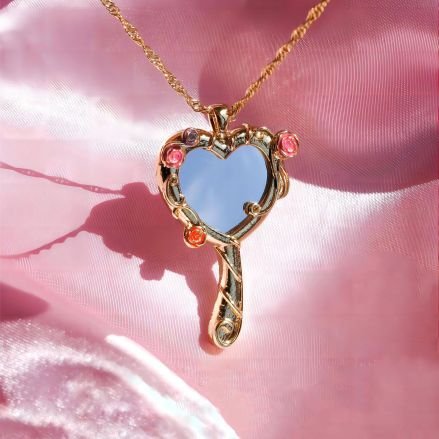 hanandiraaa's profile picture. 