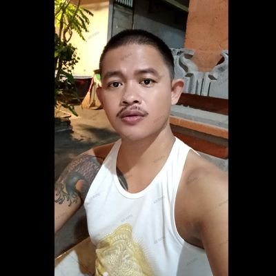 Ig: @gungadi89
Panggil aja ~Adi~
🏸Badminton Lovers 🏸
Mari berkawan,
LTR-an jga boleh
Bi$eX (GoodKisser 😬)
MANLY, MATURE & MANNERS