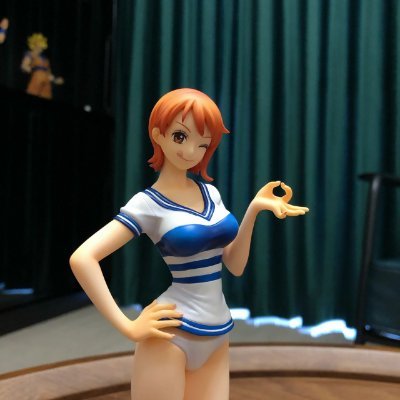 私は今日本語を勉強していますので、下手なことを言って笑わないでください😅
日本という美しい国が好きです🥰🤝🎌
私の趣味は旅行、射撃、スキューバダイビング、ゴルフ、フィットネスです🙋♀️😁