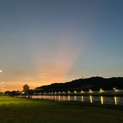 sterasody's profile picture. 沒什麼事好做，所以一直聽。