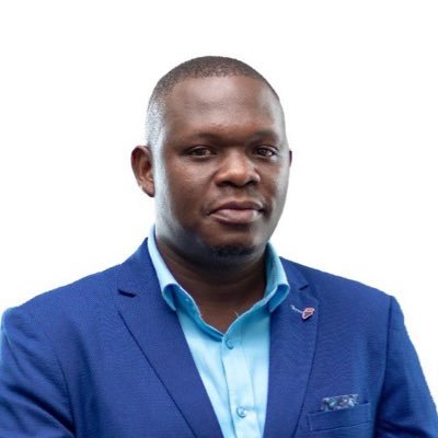 Lawyer | Communications Strategist | Documentary Photographer | Professional CV Writer | Heart of Gold, Nerves of Steel.