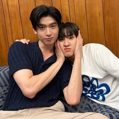 เพราะชานยอลคือรักแรก และหลงรักเจมีไนน์โฟร์ทหนักมาก+โทมัสก้องลูกคนเล็ก