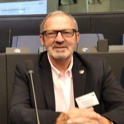 AlainBaiedeBuch's profile picture. Conseiller Municipal et communautaire 33260 La Teste de Buch
8ème circo-Gironde 
exCandidat Législatives en 2022. 
VOLT EUROPA 
Idéal : l'Europe Fédérale🇪🇺