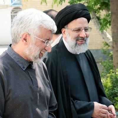 دوست دار وطن/
دوست دار اسلام/
دوست دار تشیّع/
اصول گرا/
متنفر از غرب/
پرسپولیسی دو آتیشه/
علاقمند به تاریخ