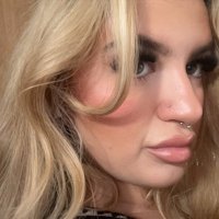 mia bez (@ameliabezance) 's Twitter Profile