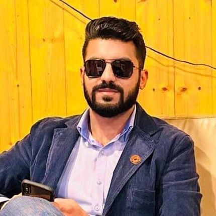 ListenHayat's profile picture. Man of infinite patience. Maverick by nature. 🇮🇳