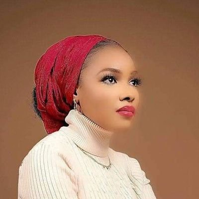 khadijatoushehu's profile picture. student