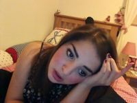 Neryrhbks's profile picture. is a vegan, not really because he loves creatures but while he hates plants!