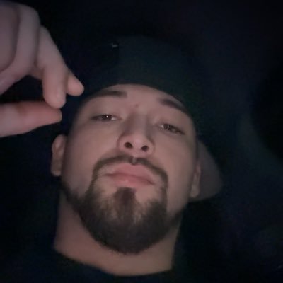 Enterpenuer , Owner of both HighRollerz smoke shop 🍁💨