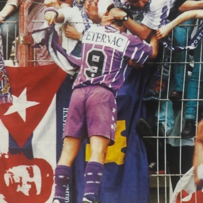 cualindie's profile picture. Verdunchólogo. Café para los muy cafeteros.