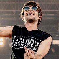 idk (@t0mlxnson) 's Twitter Profile